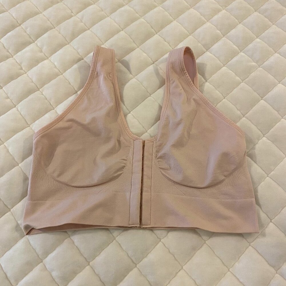 Hanes Just My Size Pure Comfort Front-Close Seamless Bra